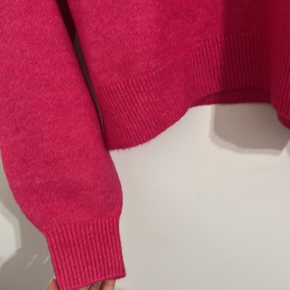 CALVIN KLEIN PINK MOCK NECK - Picture 5 of 9
